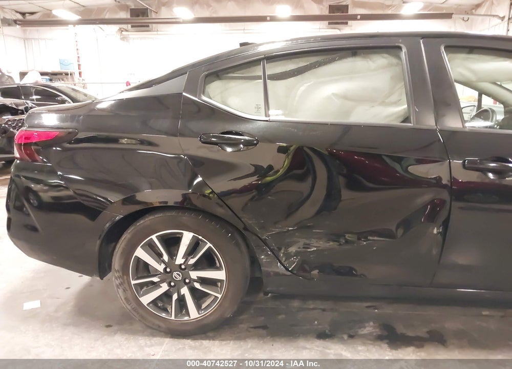 2021 NISSAN VERSA SV XTRONIC CVT VIN: 3N1CN8EV5ML868007