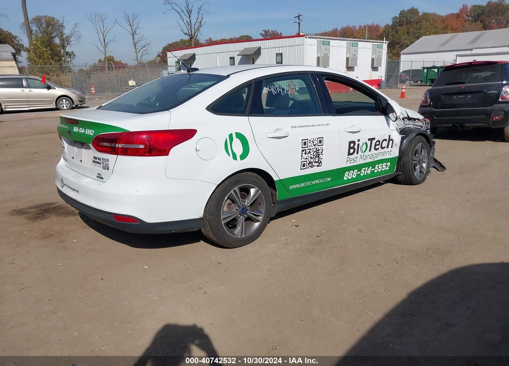 2017 FORD FOCUS SE VIN: 1FADP3FE9HL301433
