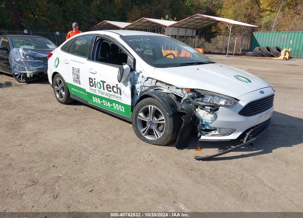 2017 FORD FOCUS SE VIN: 1FADP3FE9HL301433