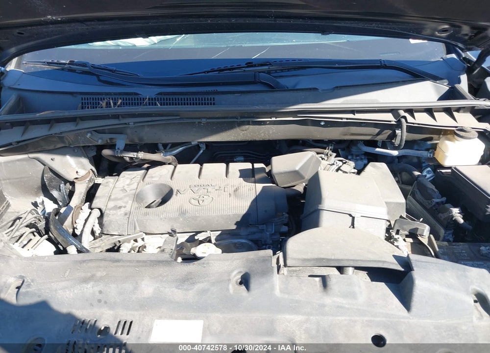 2019 TOYOTA HIGHLANDER LE VIN: 5TDZARFH0KS057448