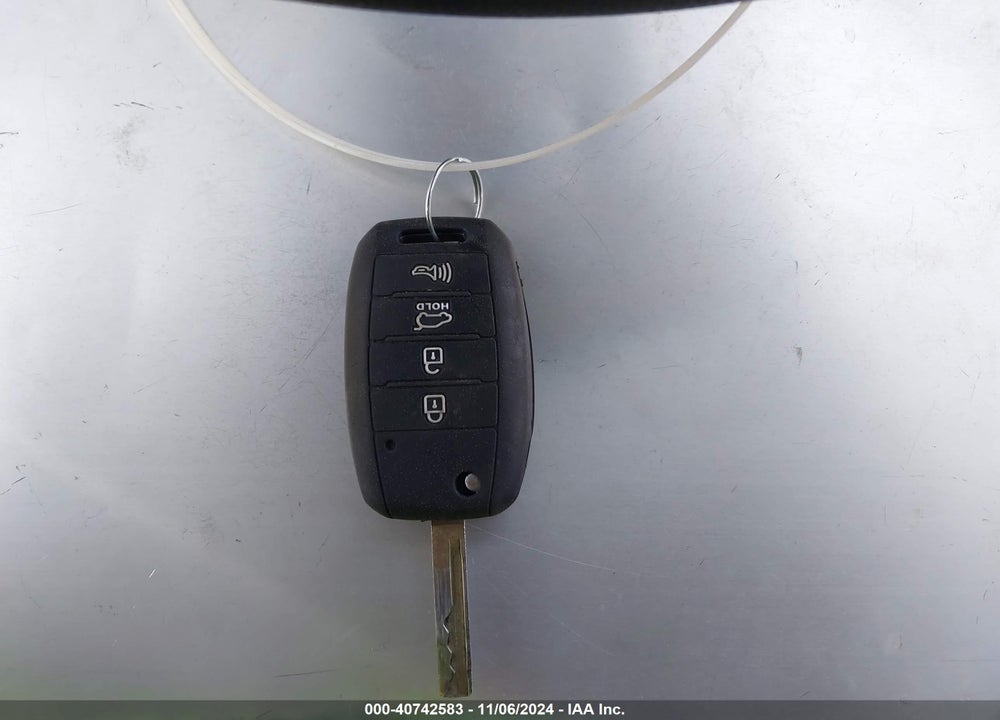 2019 KIA SORENTO 2.4L LX VIN: 5XYPG4A37KG507226
