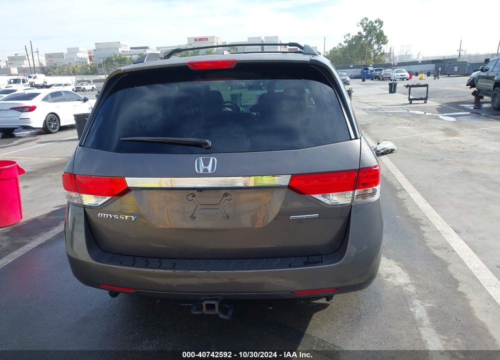 2016 HONDA ODYSSEY SE VIN: 5FNRL5H32GB163030