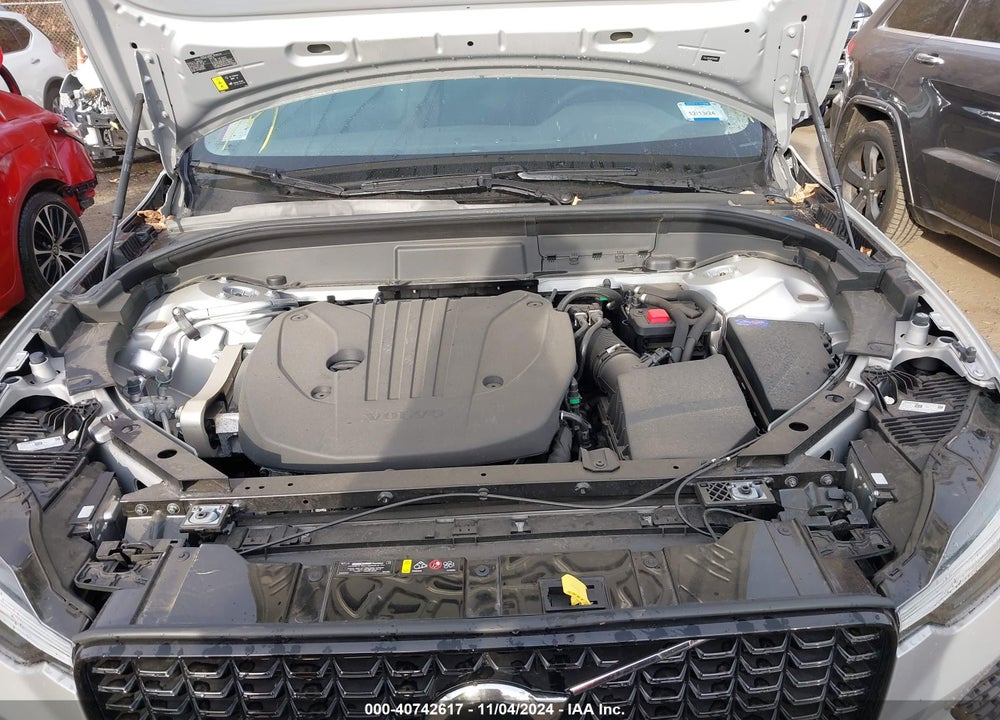 2023 VOLVO XC60 B5 PLUS DARK THEME VIN: YV4L12RW6P1390908