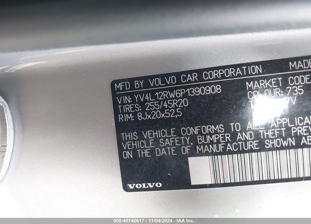 2023 VOLVO XC60 B5 PLUS DARK THEME VIN: YV4L12RW6P1390908