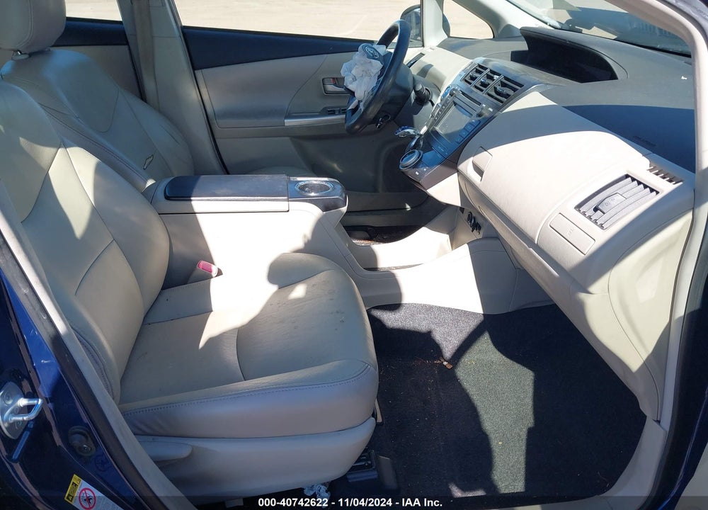 2013 TOYOTA PRIUS V THREE VIN: JTDZN3EUXD3213547
