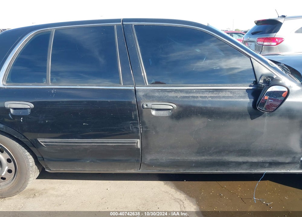 2011 FORD CROWN VICTORIA POLICE INTERCEPTOR VIN: 2FABP7BV5BX179667