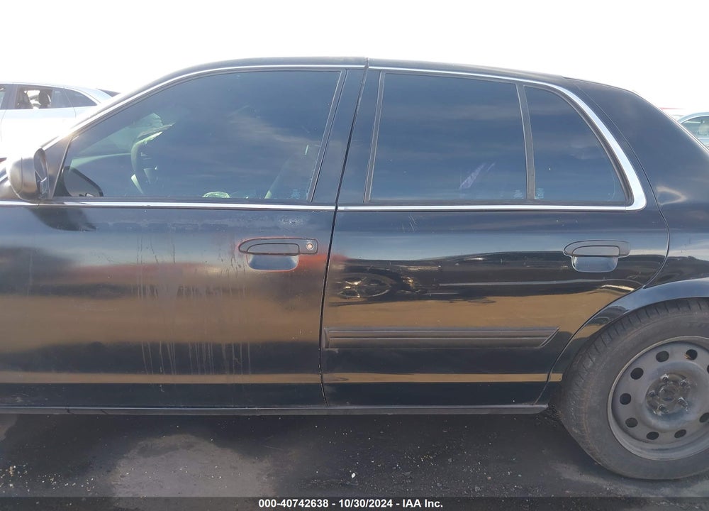 2011 FORD CROWN VICTORIA POLICE INTERCEPTOR VIN: 2FABP7BV5BX179667
