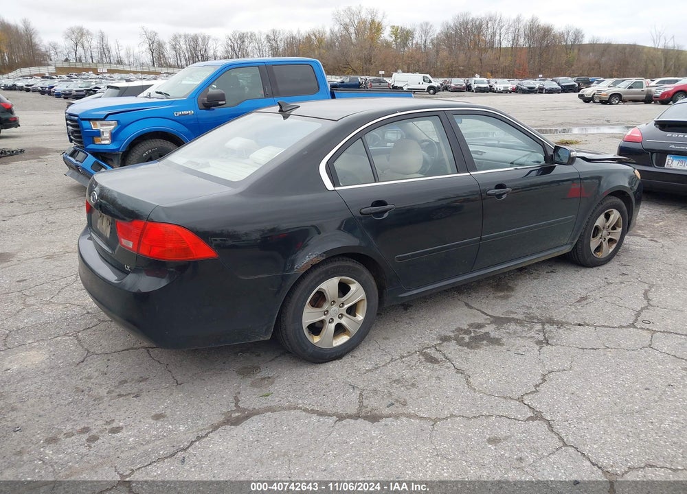 2009 KIA OPTIMA LX VIN: KNAGE228595323598
