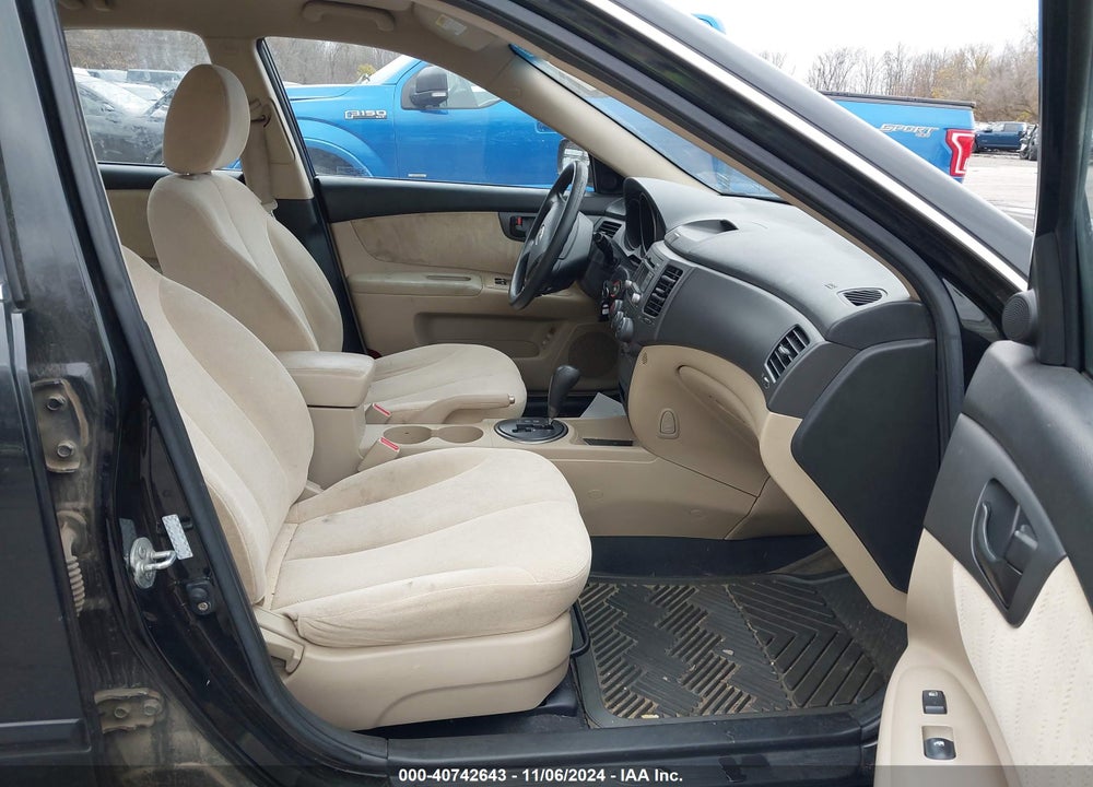 2009 KIA OPTIMA LX VIN: KNAGE228595323598