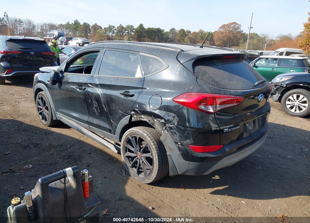 2017 HYUNDAI TUCSON NIGHT VIN: KM8J3CA27HU512738