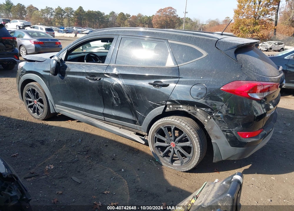2017 HYUNDAI TUCSON NIGHT VIN: KM8J3CA27HU512738