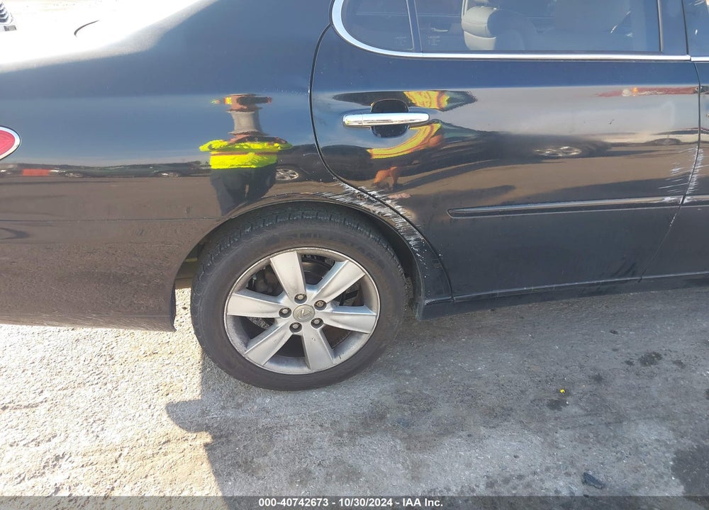 2005 LEXUS ES 330 VIN: JTHBA30G155123982