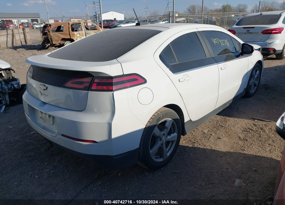 2015 CHEVROLET VOLT VIN: 1G1RA6E47FU116065