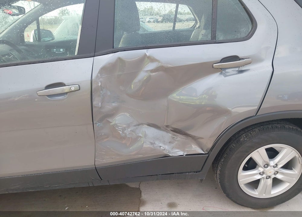 2020 CHEVROLET TRAX FWD LS VIN: 3GNCJKSB8LL186020