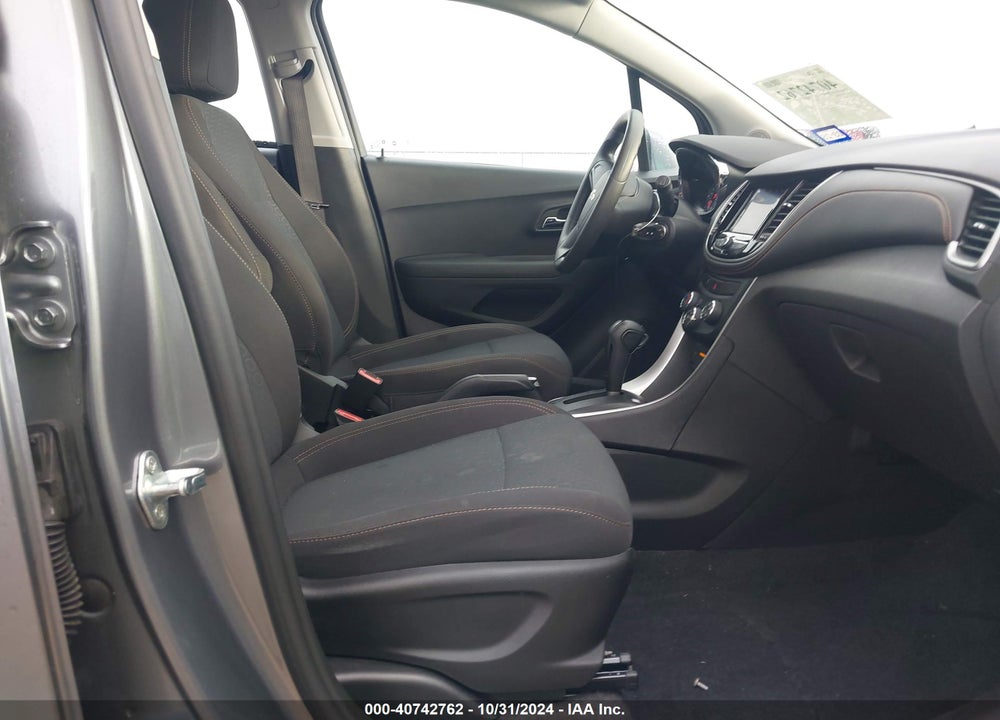 2020 CHEVROLET TRAX FWD LS VIN: 3GNCJKSB8LL186020