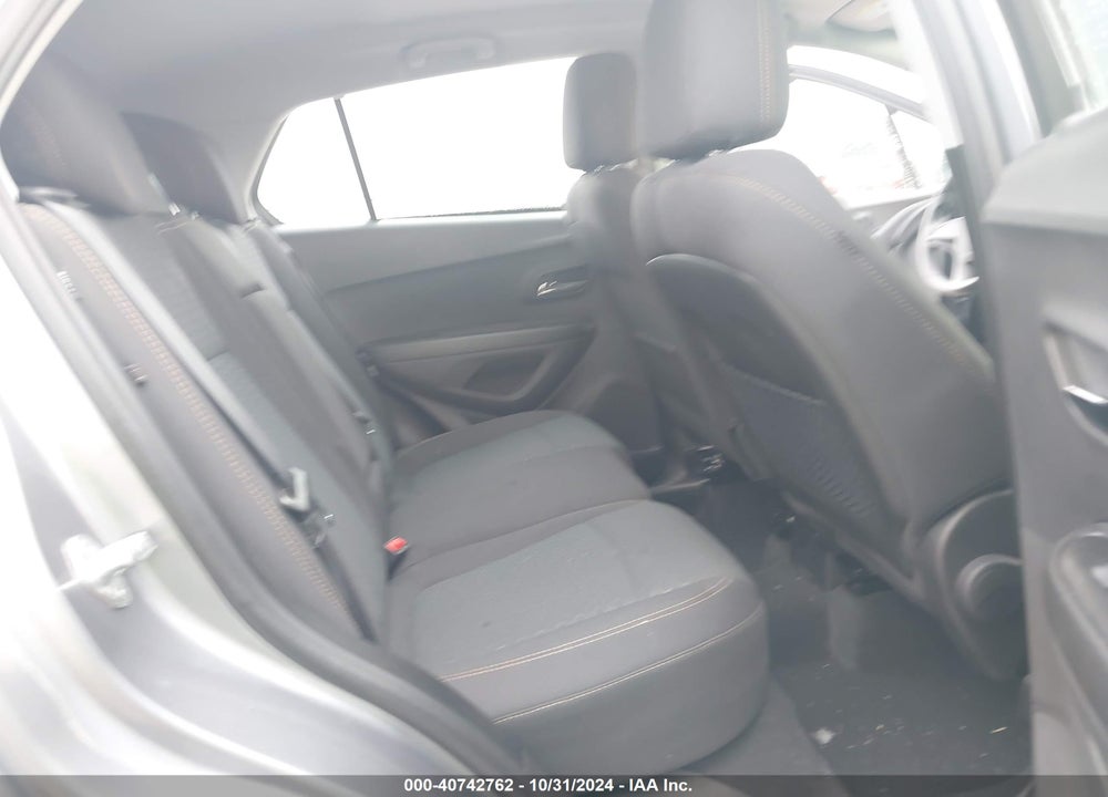 2020 CHEVROLET TRAX FWD LS VIN: 3GNCJKSB8LL186020