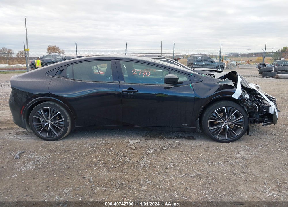 2024 TOYOTA PRIUS XLE AWD-E VIN: JTDADABU5R3015605