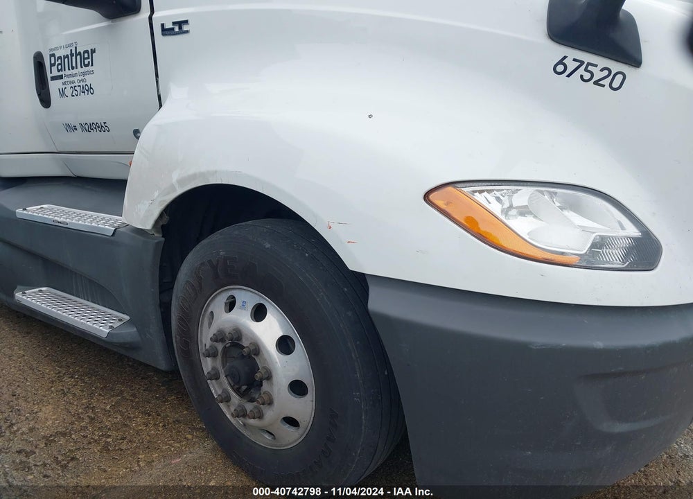 2018 INTERNATIONAL LT VIN: 3HSDZAPR7JN249865