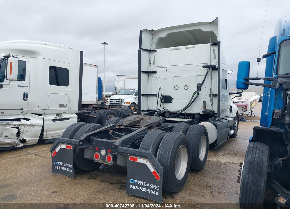 2018 INTERNATIONAL LT VIN: 3HSDZAPR7JN249865