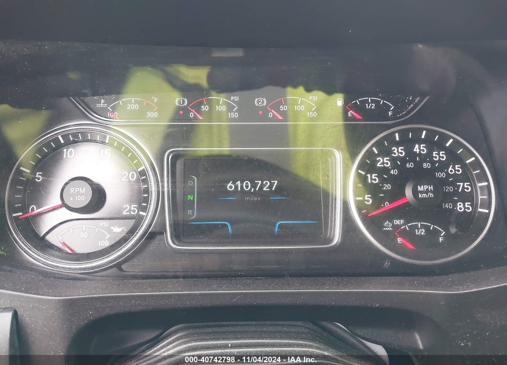 2018 INTERNATIONAL LT VIN: 3HSDZAPR7JN249865