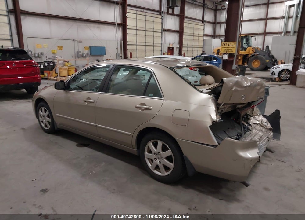 2005 HONDA ACCORD 3.0 EX VIN: 1HGCM66595A005031