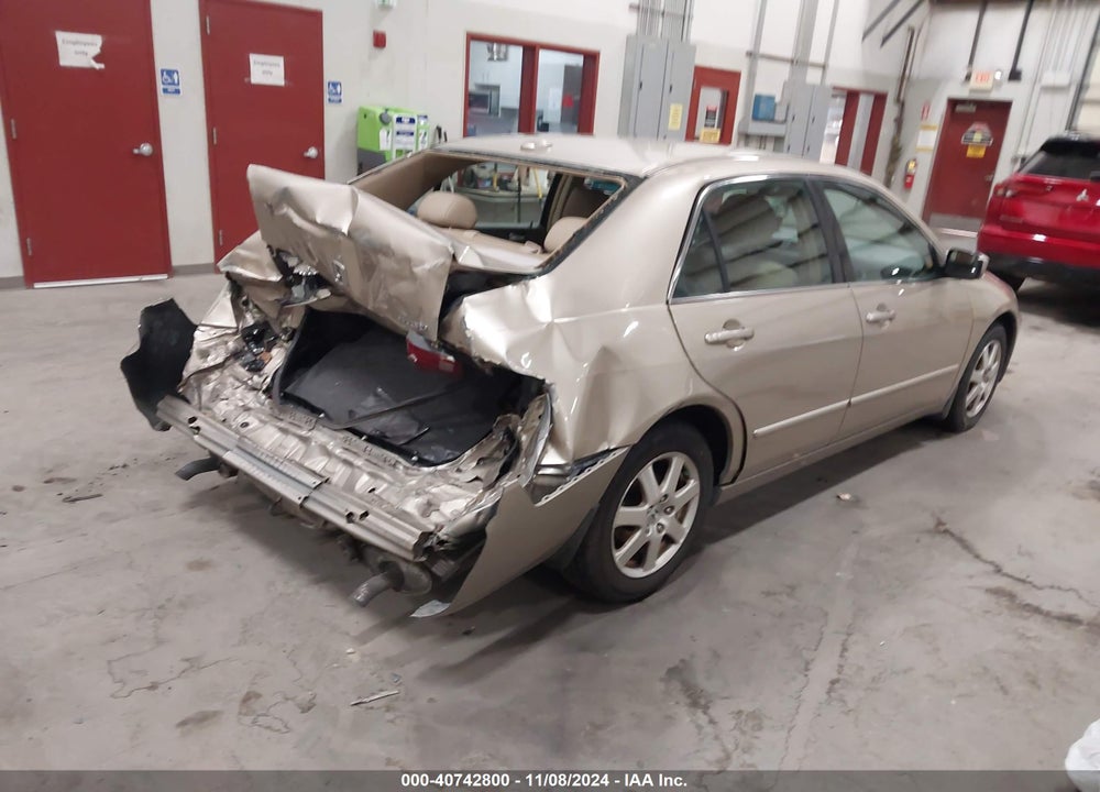 2005 HONDA ACCORD 3.0 EX VIN: 1HGCM66595A005031