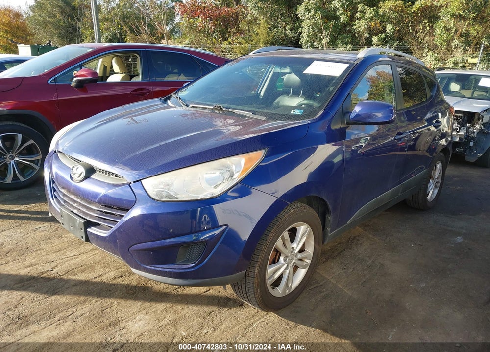 2010 HYUNDAI TUCSON GLS/LIMITED VIN: KM8JUCAC8AU033353