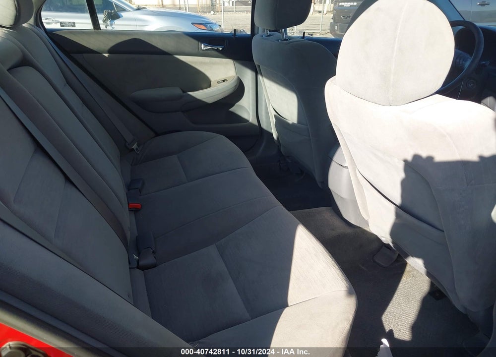 2007 HONDA ACCORD 2.4 EX VIN: 1HGCM56787A103739