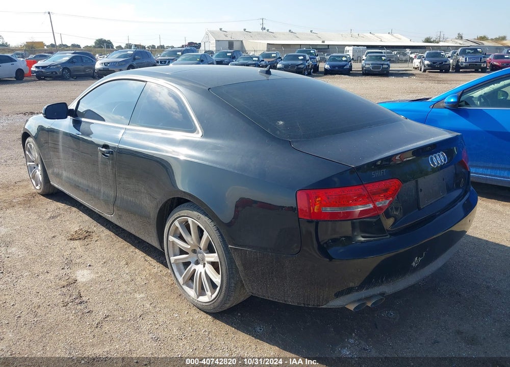 2011 AUDI A5 VIN: WAULFAFR8BA039727