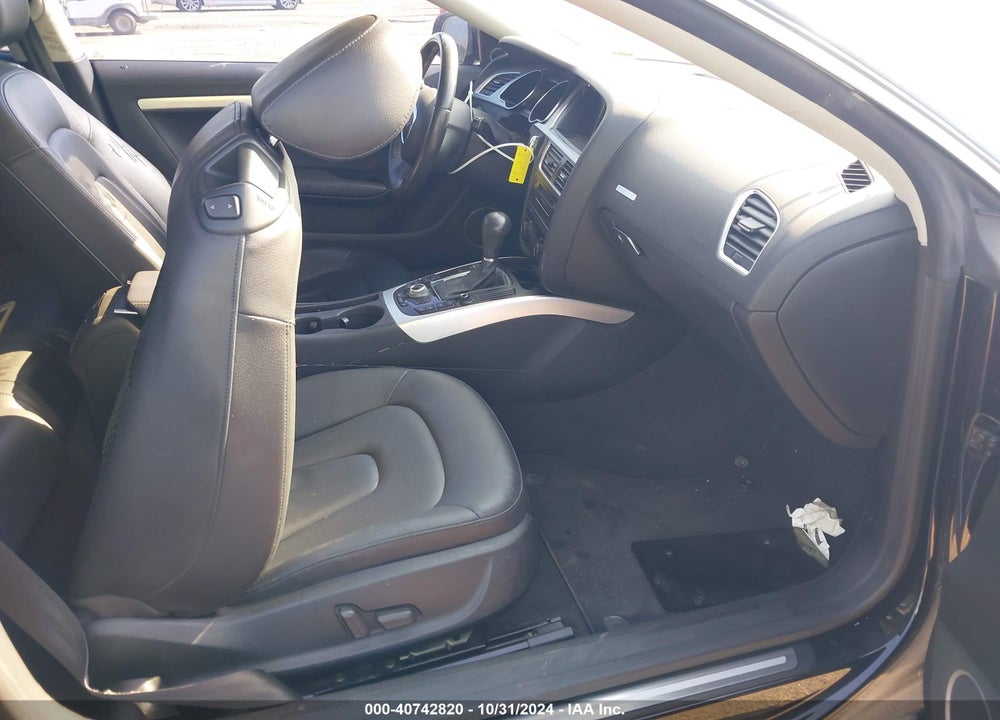 2011 AUDI A5 VIN: WAULFAFR8BA039727