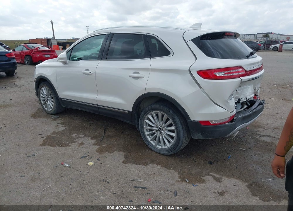 2019 LINCOLN MKC STANDARD VIN: 5LMCJ1C99KUL44439