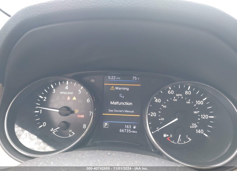 2018 NISSAN ROGUE SV VIN: KNMAT2MT8JP613925