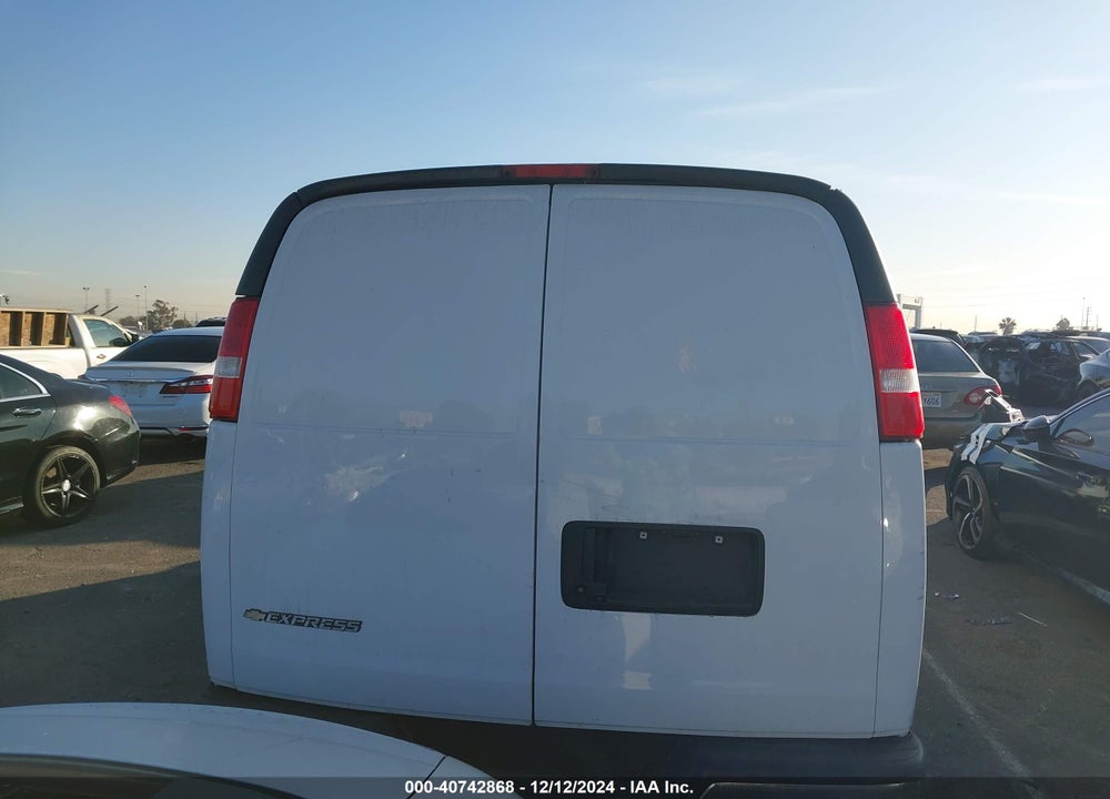 2019 CHEVROLET EXPRESS 2500 WORK VAN VIN: 1GCWGAFP0K1371415