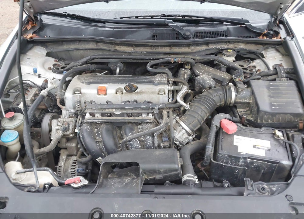 2011 HONDA ACCORD 2.4 EX VIN: 1HGCP2F77BA124094