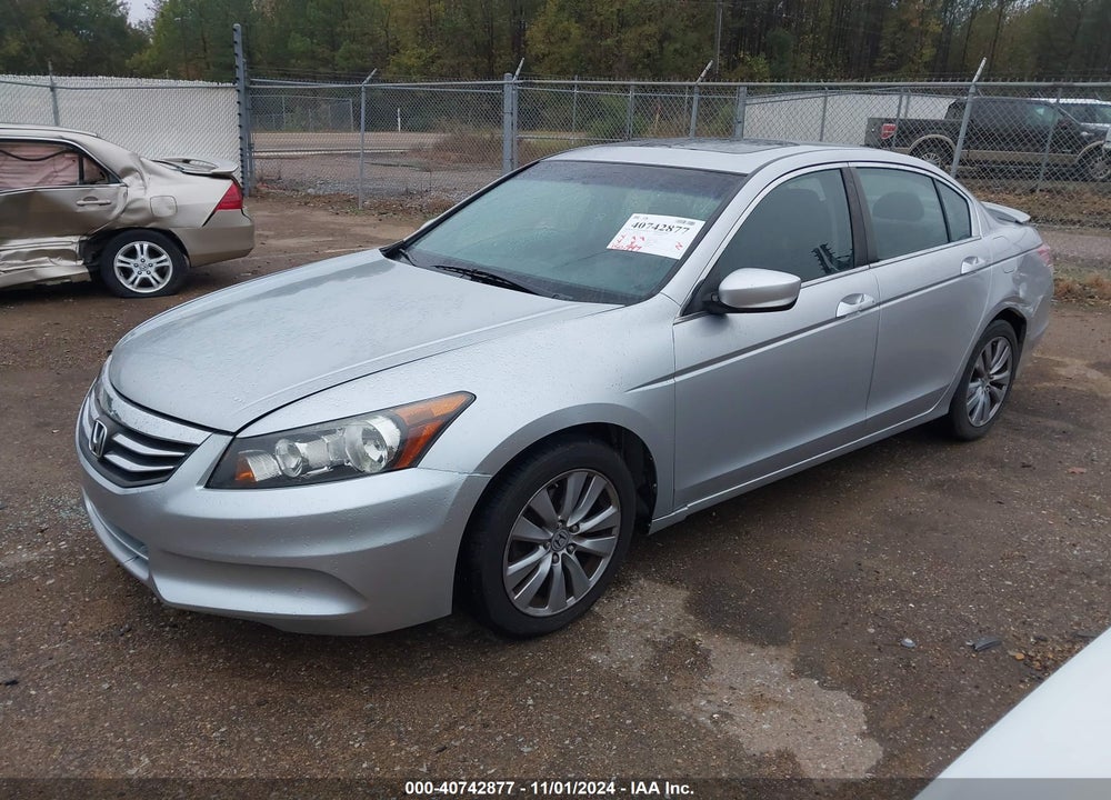 2011 HONDA ACCORD 2.4 EX VIN: 1HGCP2F77BA124094