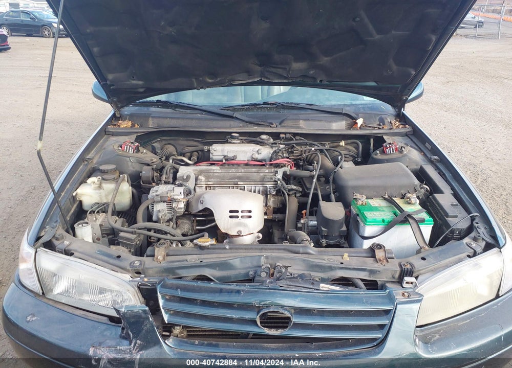 1998 TOYOTA CAMRY LE VIN: 4T1BG22K2WU342285