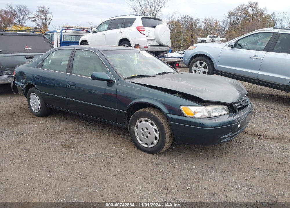 1998 TOYOTA CAMRY LE VIN: 4T1BG22K2WU342285