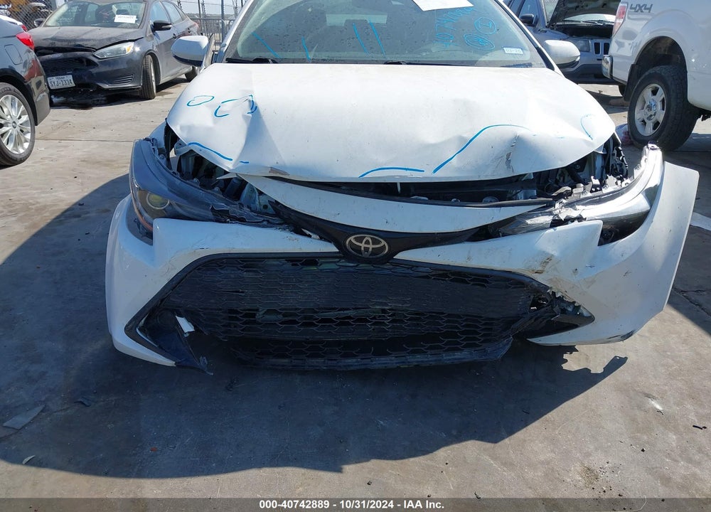 2022 TOYOTA COROLLA SE VIN: JTND4MBE0N3165747
