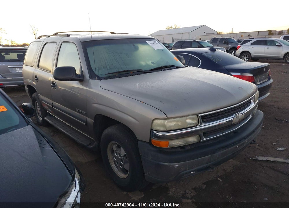 2003 CHEVROLET TAHOE LS VIN: 1GNEK13Z83J102183