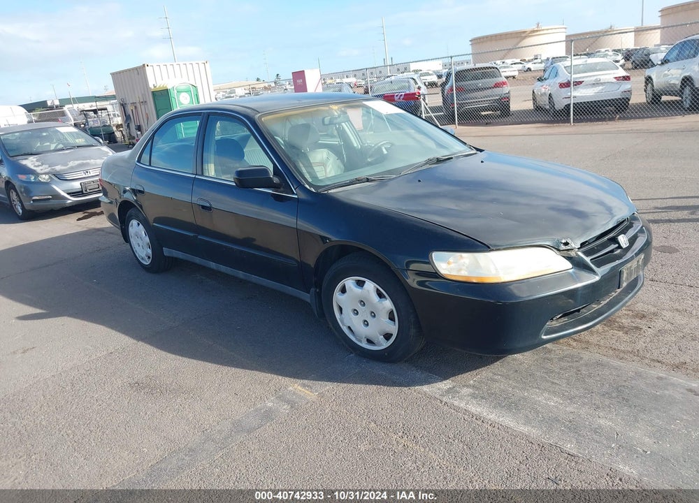 1998 HONDA ACCORD LX VIN: 1HGCG5643WA117155