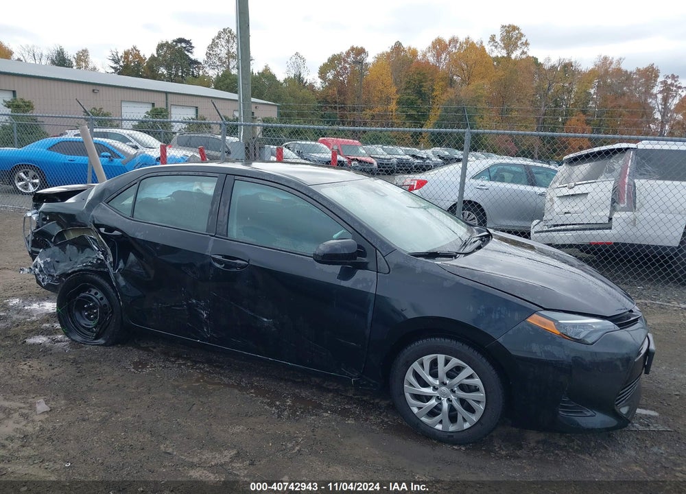 2019 TOYOTA COROLLA LE VIN: 2T1BURHE1KC164187