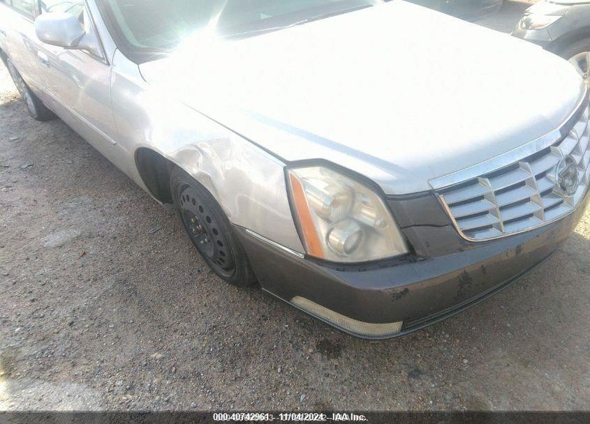 2011 CADILLAC DTS PLATINUM COLLECTION VIN: 1G6KP5ES9BU148769