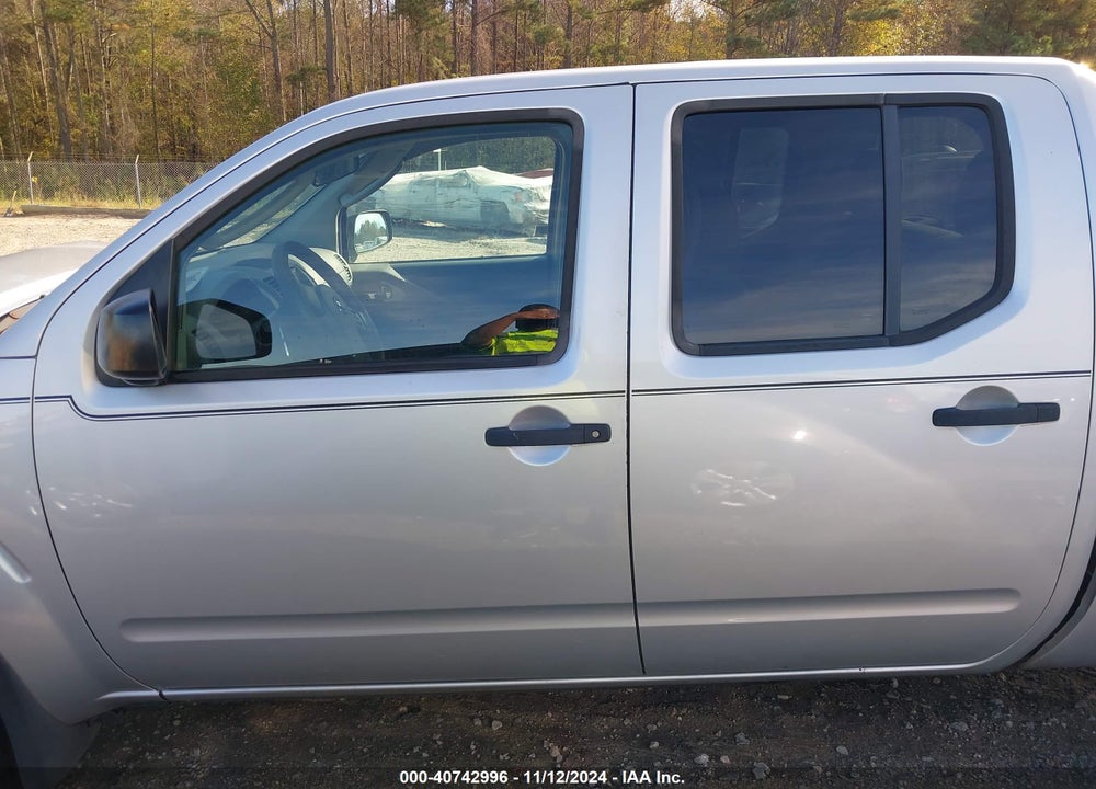 2008 NISSAN FRONTIER SE VIN: 1N6AD09W18C442955