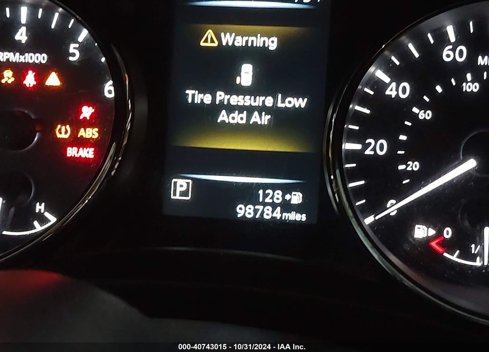2017 NISSAN ROGUE S VIN: JN8AT2MT7HW384819