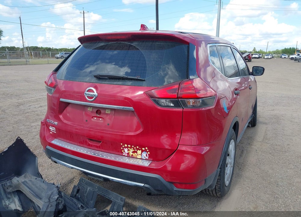 2017 NISSAN ROGUE S VIN: 5N1AT2MT5HC780918