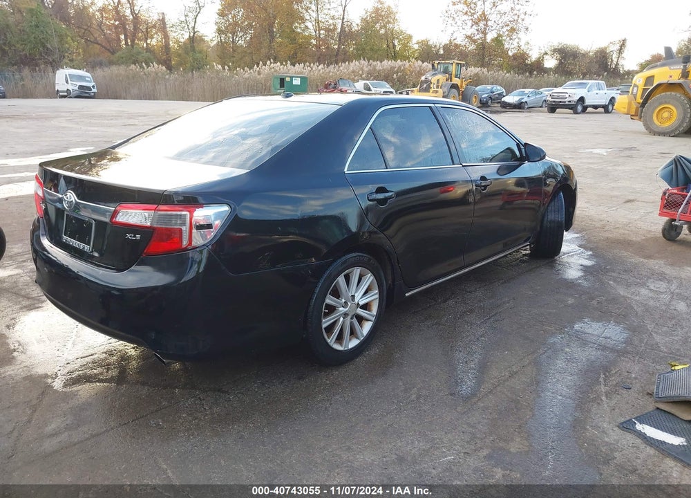 2012 TOYOTA CAMRY XLE VIN: 4T1BF1FK5CU008318