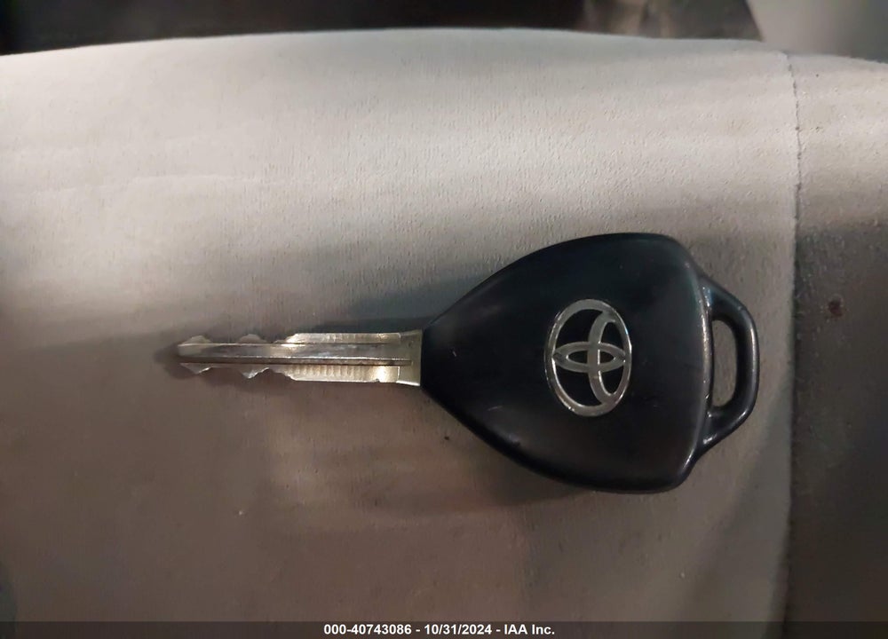 2009 TOYOTA COROLLA LE VIN: 1NXBU40E59Z061801