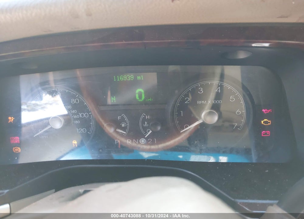 2007 LINCOLN TOWN CAR SIGNATURE LIMITED VIN: 1LNHM82V67Y603024