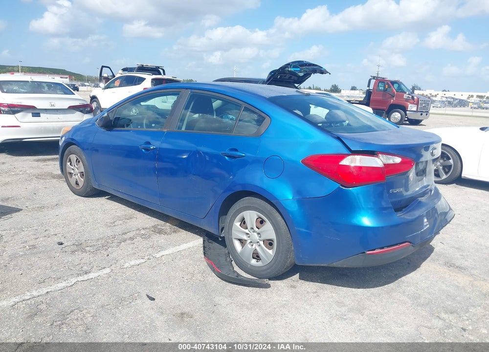 2015 KIA FORTE LX VIN: KNAFX4A6XF5333816