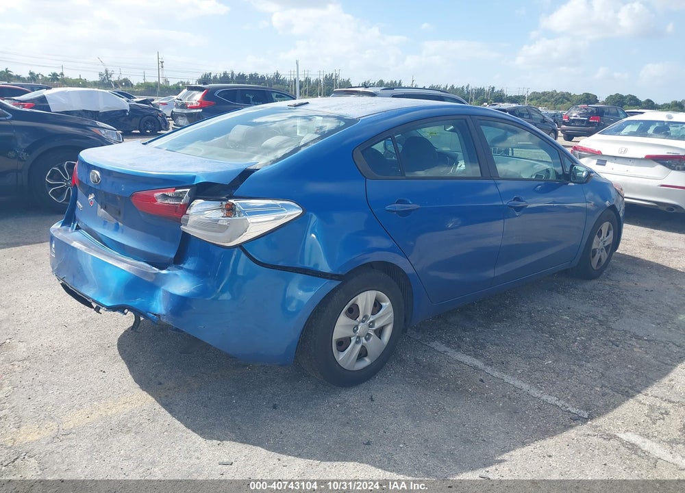 2015 KIA FORTE LX VIN: KNAFX4A6XF5333816